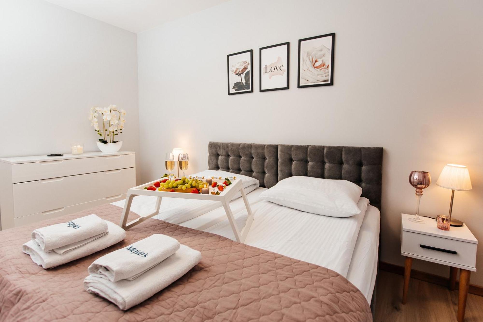 Maya'S Flats & Resorts 42 - Swietej Barbary กดัญสก์ ภายนอก รูปภาพ